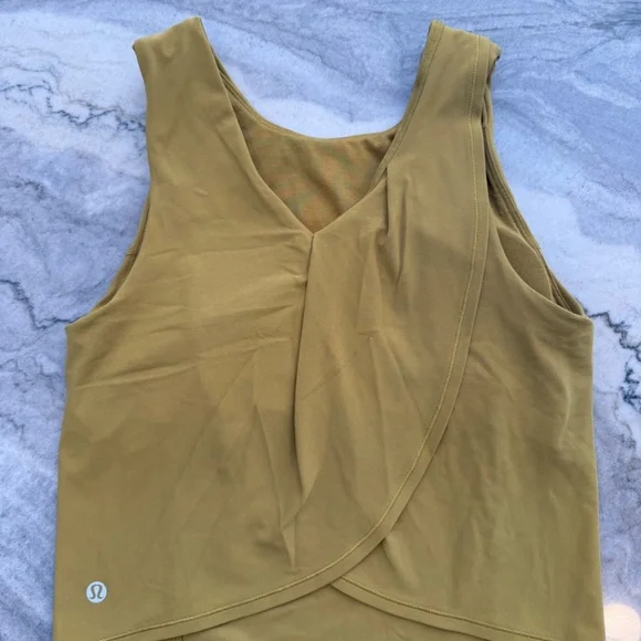 Entire Lululemon Wardrobe!! Great deal on 15 Items! - Picture 7 of 16